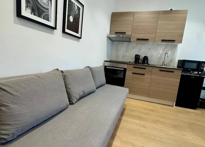 Apartament Scala 37 Interno 1, Trastevere, *